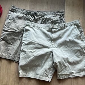 2 pairs of Khacki shorts one IZOD Saltwater Khaki 42 size men